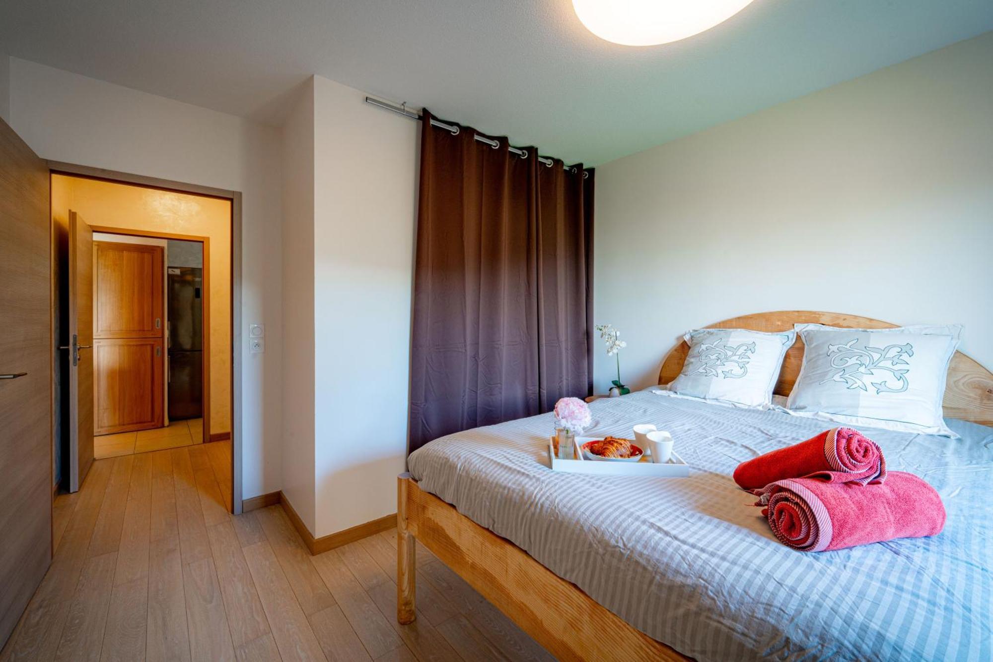 Vue Sur Les Montagnes-Wifi-Terrasse Apartment Saint-Jean-d'Arvey ภายนอก รูปภาพ